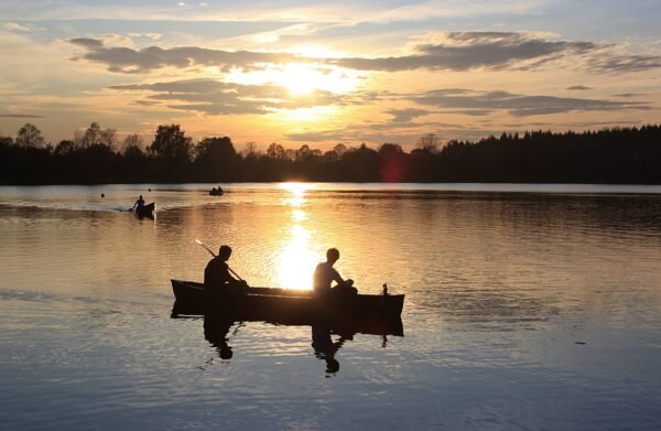 lake, water, canoe-4022587.jpg